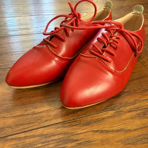 Vintage Leather Red Oxford Shoes | Size 38 (7.5) - Picture 8 of 9